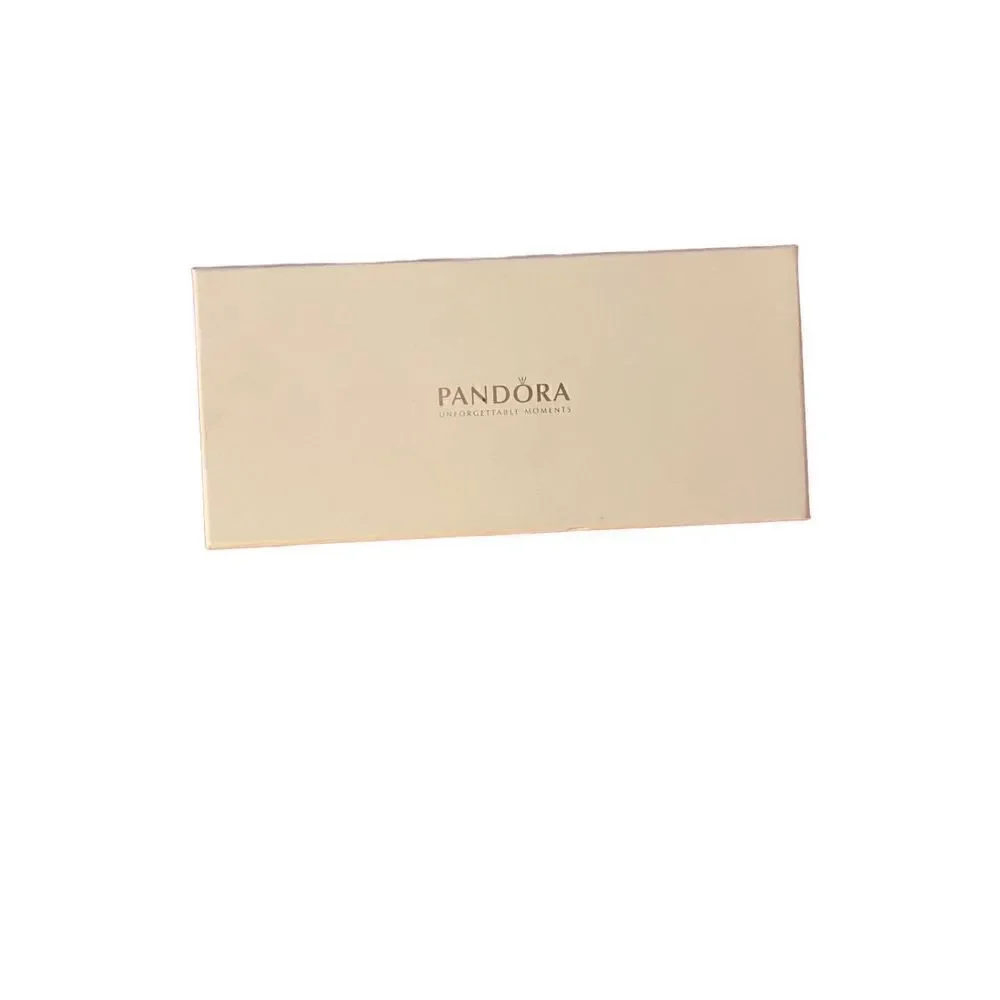 NWT Pandora travel, jewelry, case with zippered pockets, white women’s